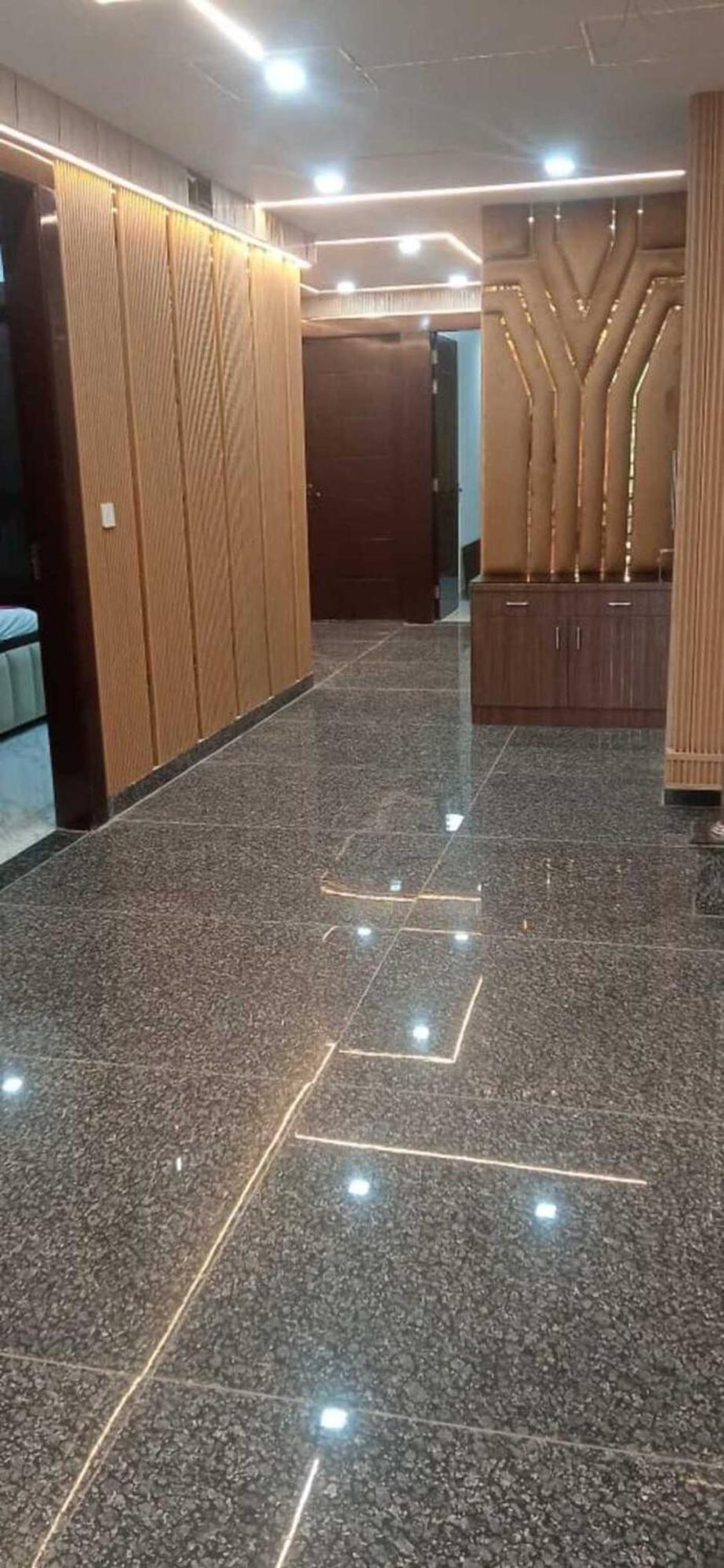 Hotel Sunny Retreat Near Karkarduma Court 3*